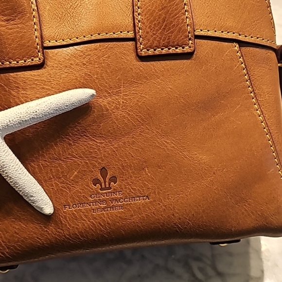 VINTAGE DOONEY AND BOURKE FLORENTINE CAMERON CROSSBODY SATCHEL IN TAN COLOR Sz S - Picture 16 of 16